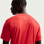 M NK DFADV STRIDE SS TOP LT CRIMSON