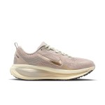 NIKE VOMERO 18 SE WOMENS CREAM II/MTLC GOLD